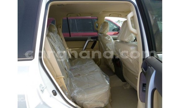 Ra Imported Toyota Prado funfun Ọkọ̀ in Import - Dubai ni Ashanti Ra Imported Toyota Prado funfun Ọkọ̀ in Import - Dubai ni Ashanti