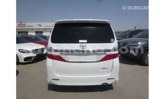 Sayi Imported Toyota Vellfire White Mota in Import - Dubai a Ashanti Sayi Imported Toyota Vellfire White Mota in Import - Dubai a Ashanti