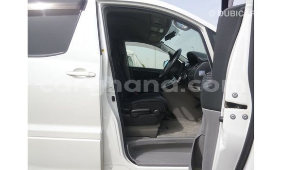 Sayi Imported Toyota Alphard White Mota in Import - Dubai a Ashanti Sayi Imported Toyota Alphard White Mota in Import - Dubai a Ashanti