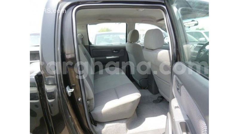 Big with watermark toyota hilux ashanti import dubai 21368