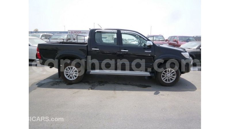 Big with watermark toyota hilux ashanti import dubai 21368