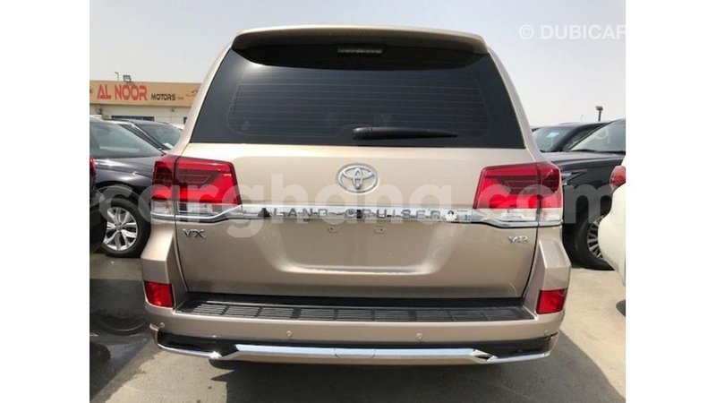 Big with watermark toyota land cruiser ashanti import dubai 21370