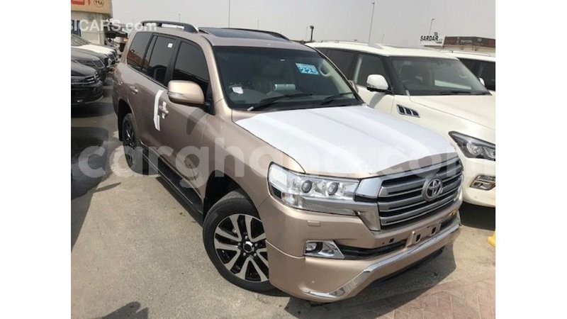 Big with watermark toyota land cruiser ashanti import dubai 21370