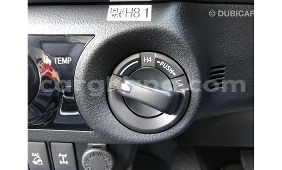 Ra Imported Toyota Hilux Miiran Ọkọ̀ in Import - Dubai ni Ashanti Ra Imported Toyota Hilux Miiran Ọkọ̀ in Import - Dubai ni Ashanti