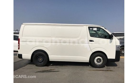 Ra Imported Toyota Hiace funfun Ọkọ̀ in Import - Dubai ni Ashanti Ra Imported Toyota Hiace funfun Ọkọ̀ in Import - Dubai ni Ashanti