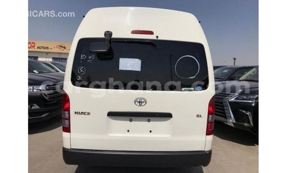 Sayi Imported Toyota Hiace White Mota in Import - Dubai a Ashanti Sayi Imported Toyota Hiace White Mota in Import - Dubai a Ashanti