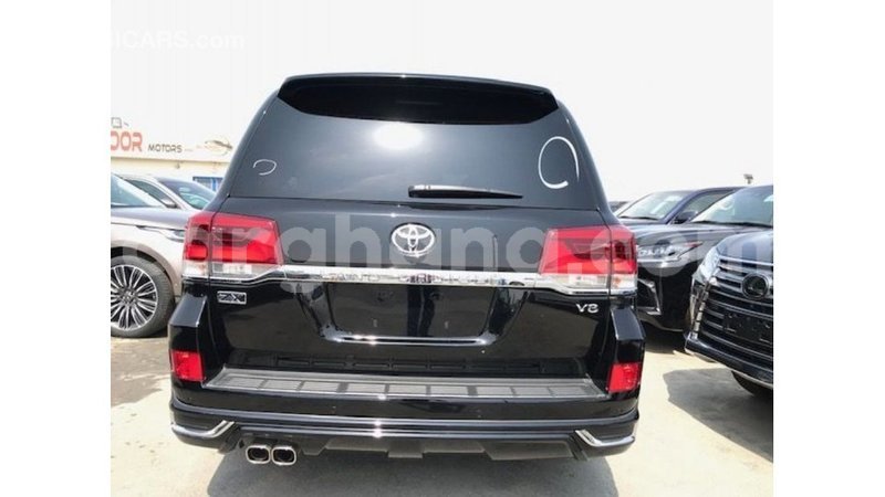 Big with watermark toyota land cruiser ashanti import dubai 21387