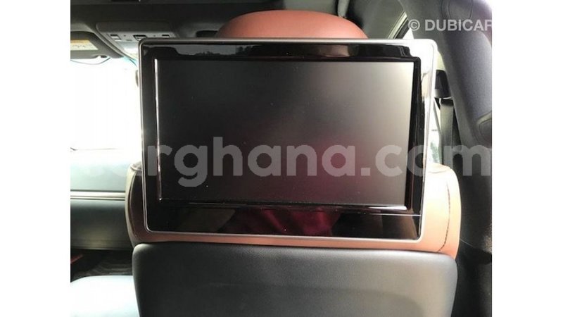 Big with watermark toyota land cruiser ashanti import dubai 21387