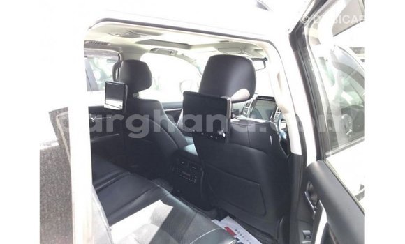 Sayi Imported Toyota Land Cruiser White Mota in Import - Dubai a Ashanti Sayi Imported Toyota Land Cruiser White Mota in Import - Dubai a Ashanti