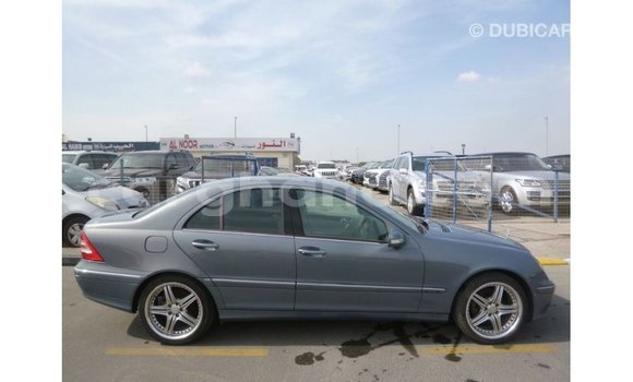 Ra Imported Mercedes-Benz A200 Blue Ọkọ̀ in Import - Dubai ni Ashanti Ra Imported Mercedes-Benz A200 Blue Ọkọ̀ in Import - Dubai ni Ashanti