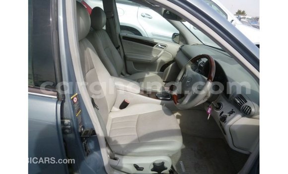 Ra Imported Mercedes-Benz A200 Blue Ọkọ̀ in Import - Dubai ni Ashanti Ra Imported Mercedes-Benz A200 Blue Ọkọ̀ in Import - Dubai ni Ashanti