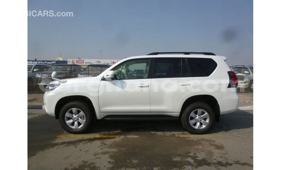 Buy Import Toyota Prado White Car in Import - Dubai in Ashanti Buy Import Toyota Prado White Car in Import - Dubai in Ashanti