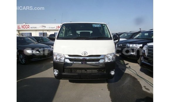 Buy Import Toyota Hiace White Car in Import - Dubai in Ashanti Buy Import Toyota Hiace White Car in Import - Dubai in Ashanti