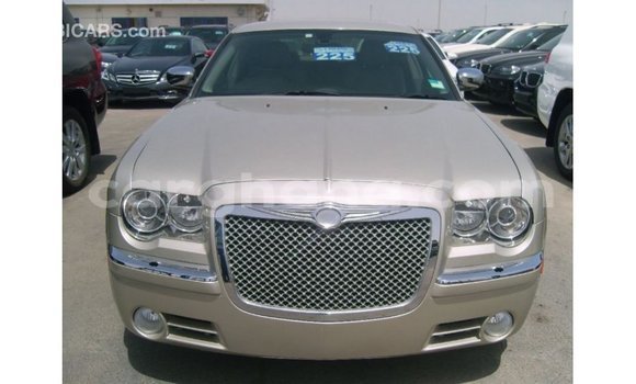 Ra Imported Chrysler 300 Miiran Ọkọ̀ in Import - Dubai ni Ashanti Ra Imported Chrysler 300 Miiran Ọkọ̀ in Import - Dubai ni Ashanti