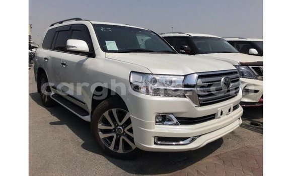 Buy Import Toyota Land Cruiser White Car in Import - Dubai in Ashanti Buy Import Toyota Land Cruiser White Car in Import - Dubai in Ashanti