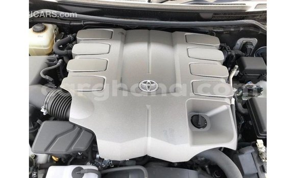 Buy Import Toyota Land Cruiser White Car in Import - Dubai in Ashanti Buy Import Toyota Land Cruiser White Car in Import - Dubai in Ashanti