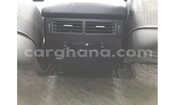 Ra Imported Toyota Land Cruiser funfun Ọkọ̀ in Import - Dubai ni Ashanti Ra Imported Toyota Land Cruiser funfun Ọkọ̀ in Import - Dubai ni Ashanti