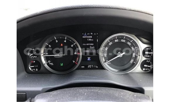 Ra Imported Toyota Land Cruiser funfun Ọkọ̀ in Import - Dubai ni Ashanti Ra Imported Toyota Land Cruiser funfun Ọkọ̀ in Import - Dubai ni Ashanti