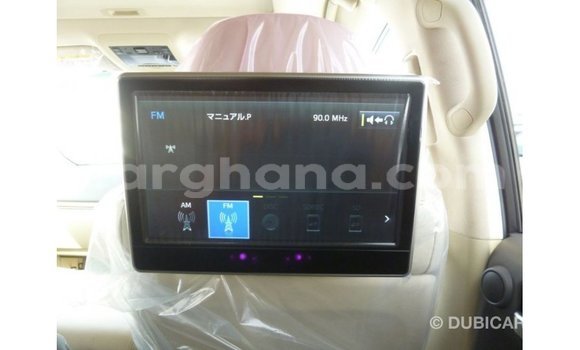 Buy Import Toyota Land Cruiser White Car in Import - Dubai in Ashanti Buy Import Toyota Land Cruiser White Car in Import - Dubai in Ashanti