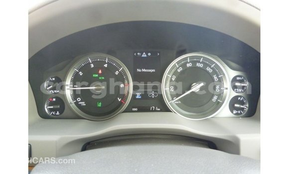 Buy Import Toyota Land Cruiser White Car in Import - Dubai in Ashanti Buy Import Toyota Land Cruiser White Car in Import - Dubai in Ashanti