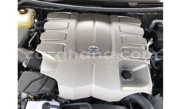 Buy Import Toyota Land Cruiser White Car in Import - Dubai in Ashanti Buy Import Toyota Land Cruiser White Car in Import - Dubai in Ashanti