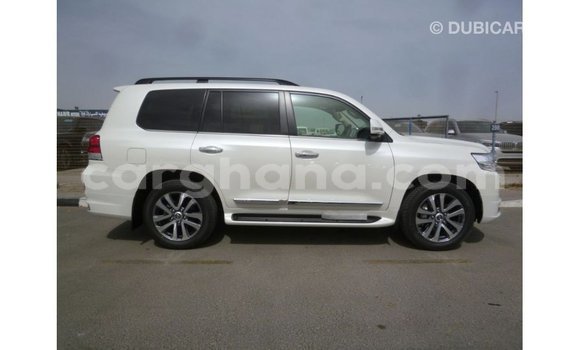 Buy Import Toyota Land Cruiser White Car in Import - Dubai in Ashanti Buy Import Toyota Land Cruiser White Car in Import - Dubai in Ashanti