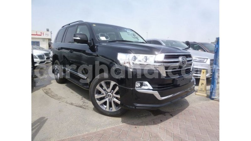 Big with watermark toyota land cruiser ashanti import dubai 21448