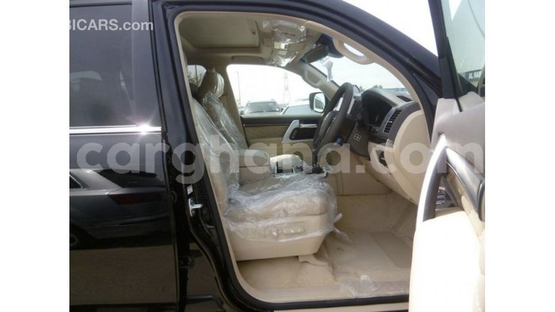 Big with watermark toyota land cruiser ashanti import dubai 21448