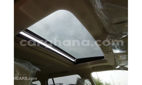 Buy Import Toyota Land Cruiser White Car in Import - Dubai in Ashanti Buy Import Toyota Land Cruiser White Car in Import - Dubai in Ashanti