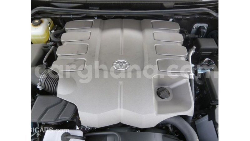 Big with watermark toyota land cruiser ashanti import dubai 21448