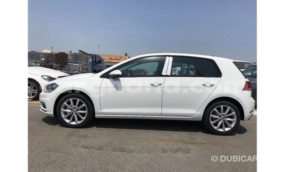 Ra Imported Volkswagen Golf funfun Ọkọ̀ in Import - Dubai ni Ashanti Ra Imported Volkswagen Golf funfun Ọkọ̀ in Import - Dubai ni Ashanti