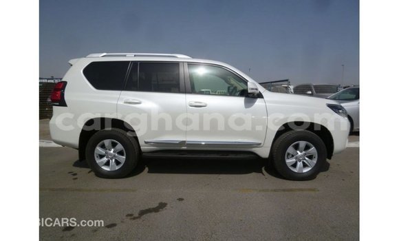 Sayi Imported Toyota Prado White Mota in Import - Dubai a Ashanti Sayi Imported Toyota Prado White Mota in Import - Dubai a Ashanti