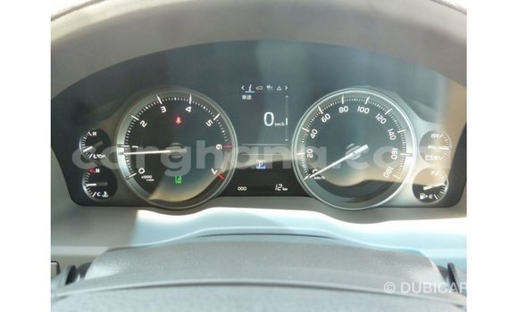 Buy Import Toyota Land Cruiser White Car in Import - Dubai in Ashanti Buy Import Toyota Land Cruiser White Car in Import - Dubai in Ashanti