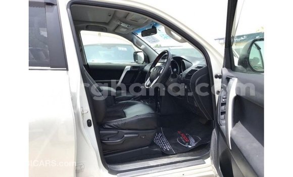Buy Import Toyota Prado White Car in Import - Dubai in Ashanti Buy Import Toyota Prado White Car in Import - Dubai in Ashanti