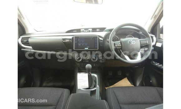 Sayi Imported Toyota Hilux Black Mota in Import - Dubai a Ashanti Sayi Imported Toyota Hilux Black Mota in Import - Dubai a Ashanti