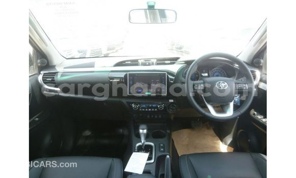 Sayi Imported Toyota Hilux Black Mota in Import - Dubai a Ashanti Sayi Imported Toyota Hilux Black Mota in Import - Dubai a Ashanti