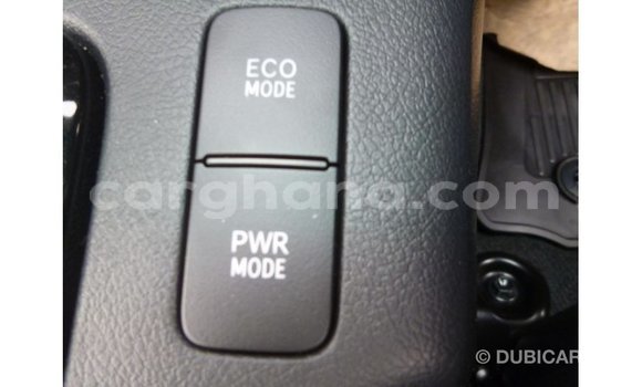 Sayi Imported Toyota Hilux White Mota in Import - Dubai a Ashanti Sayi Imported Toyota Hilux White Mota in Import - Dubai a Ashanti