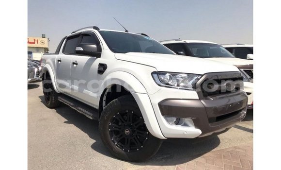 Sayi Imported Ford Ranger White Mota in Import - Dubai a Ashanti Sayi Imported Ford Ranger White Mota in Import - Dubai a Ashanti