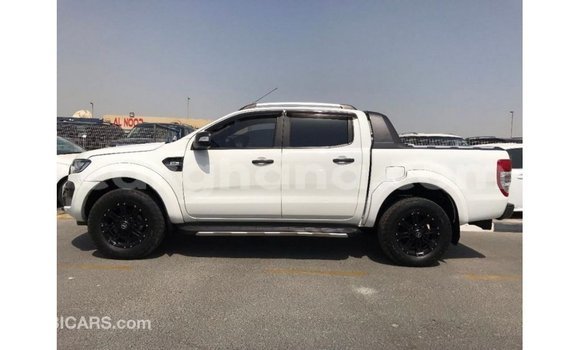 Sayi Imported Ford Ranger White Mota in Import - Dubai a Ashanti Sayi Imported Ford Ranger White Mota in Import - Dubai a Ashanti