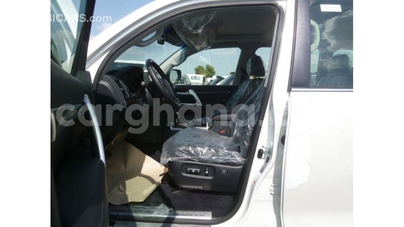 Big with watermark toyota land cruiser ashanti import dubai 21479