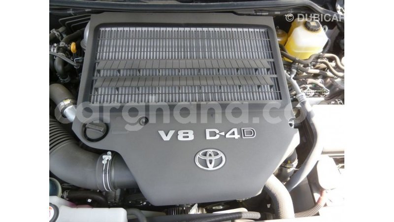 Big with watermark toyota land cruiser ashanti import dubai 21479