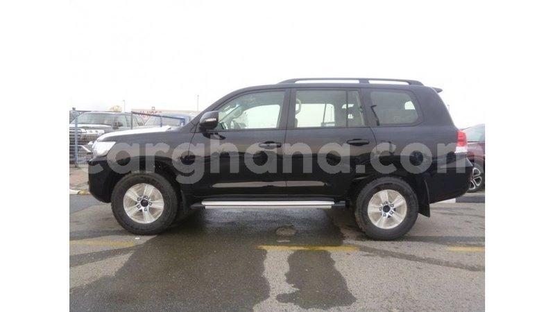 Big with watermark toyota land cruiser ashanti import dubai 21493