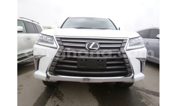Sayi Imported Lexus LX White Mota in Import - Dubai a Ashanti Sayi Imported Lexus LX White Mota in Import - Dubai a Ashanti