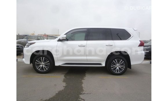 Sayi Imported Lexus LX White Mota in Import - Dubai a Ashanti Sayi Imported Lexus LX White Mota in Import - Dubai a Ashanti