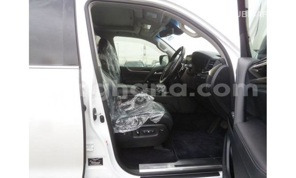 Sayi Imported Lexus LX White Mota in Import - Dubai a Ashanti Sayi Imported Lexus LX White Mota in Import - Dubai a Ashanti