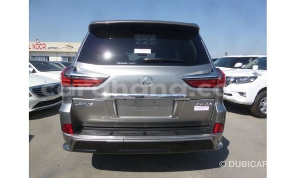 Sayi Imported Lexus LX Sauran Mota in Import - Dubai a Ashanti Sayi Imported Lexus LX Sauran Mota in Import - Dubai a Ashanti