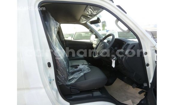 Sayi Imported Toyota Hiace White Mota in Import - Dubai a Ashanti Sayi Imported Toyota Hiace White Mota in Import - Dubai a Ashanti