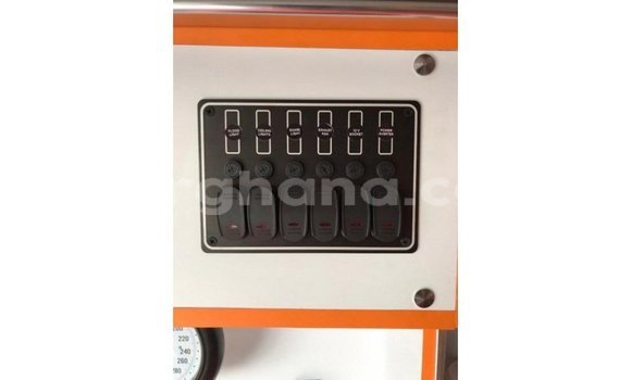 Buy Import Toyota Hiace White Car in Import - Dubai in Ashanti Buy Import Toyota Hiace White Car in Import - Dubai in Ashanti