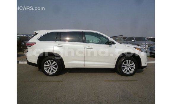 Ra Imported Toyota Kluger funfun Ọkọ̀ in Import - Dubai ni Ashanti Ra Imported Toyota Kluger funfun Ọkọ̀ in Import - Dubai ni Ashanti