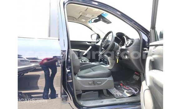 Buy Import Mercedes‒Benz 250 Blue Car in Import - Dubai in Ashanti Buy Import Mercedes‒Benz 250 Blue Car in Import - Dubai in Ashanti